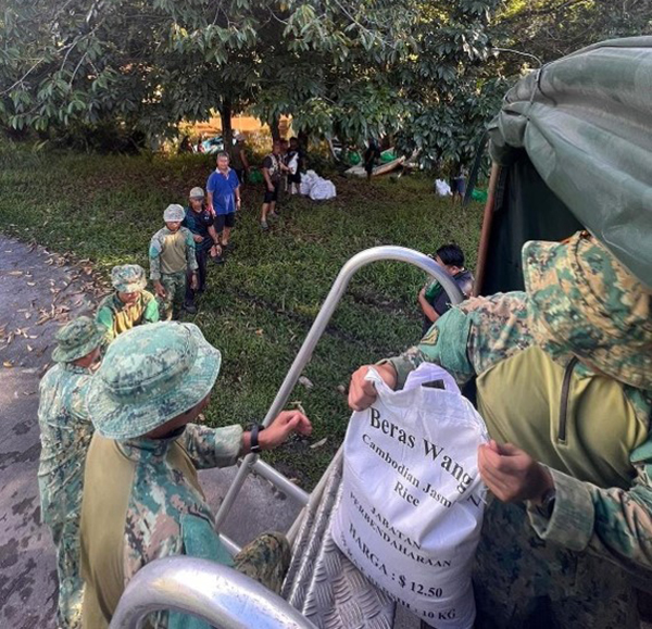 SECOND BATTALION ROYAL BRUNEI LAND FORCE PROVIDES HUMANITARIAN ASSISTANCE AND DISASTER RELIEF IN THE TUTONG DISTRICT