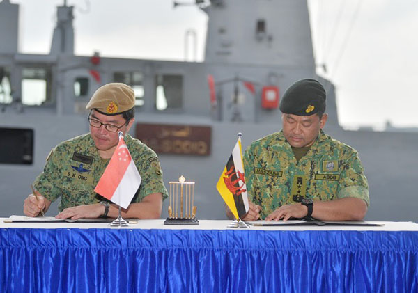 PATROL VESSEL HANDING OVER, TAKING OVER CEREMONY BETWEEN REPUBLIC OF SINGAPORE NAVY AND ROYAL BRUNEI NAVY