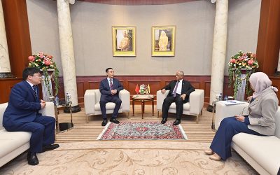 MINISTER AT THE PRIME MINISTER’S OFFICE AND MINISTER OF DEFENCE II RECEIVES A COURTESY CALL FROM HIS EXCELLENCY XIAO JIANGUO, AMBASSADOR EXTRAORDINARY AND PLENIPOTENTIARY OF THE PEOPLE’S REPUBLIC OF CHINA TO BRUNEI DARUSSALAM