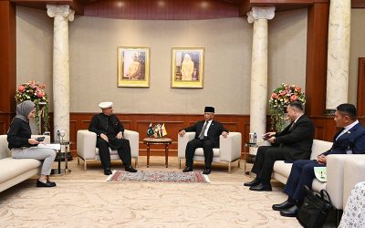 MINISTER AT THE PRIME MINISTER’S OFFICE AND MINISTER OF DEFENCE II RECEIVES COURTESY CALL FROM THE HIGH COMMISSIONER OF THE ISLAMIC REPUBLIC OF PAKISTAN TO BRUNEI DARUSSALAM