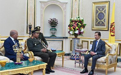 HIS MAJESTY THE SULTAN AND YANG DI-PERTUAN OF BRUNEI DARUSSALAM RECEIVES IN AUDIENCE THE CHIEF OF DEFENCE FORCE OF TIMOR-LESTE AND HER MAJESTY DULI RAJA ISTERI RECEIVES IN AUDIENCE THE SPOUSE OF THE CHIEF OF DEFENCE FORCE OF TIMOR-LESTE