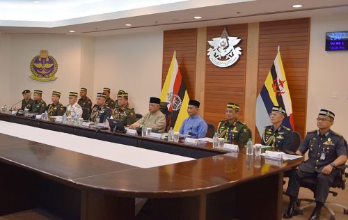 MINISTER AT THE PRIME MINISTER’S OFFICE AND MINISTER OF DEFENCE II EXTENDS HARI RAYA AIDILFITRI GREETINGS TO ROYAL BRUNEI ARMED FORCES PERSONNEL SERVING AND UNDERGOING TRAINING ABROAD