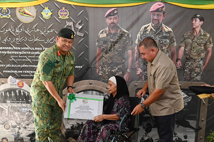 TITIAN AMAL PROJECT HANDOVER CEREMONY IN CONJUNCTION WITH THE ROYAL BRUNEI ARMED FORCES 64TH ANNIVERSARY