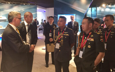 RBAF COMMANDER ATTENDS THE FIFTH SINGAPORE AIRSHOW 2016