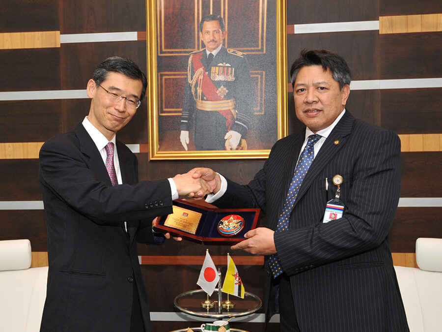 BRUNEI, JAPAN STRENGTHENS DEFENCE COOPERATION