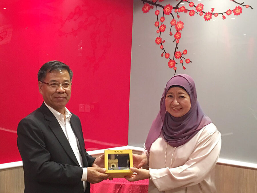 PERMANENT SECRETARY RECEIVES CALL FROM PERMANENT SECRETARY OF MINISTRY OF DEFENSE, LAO PDR