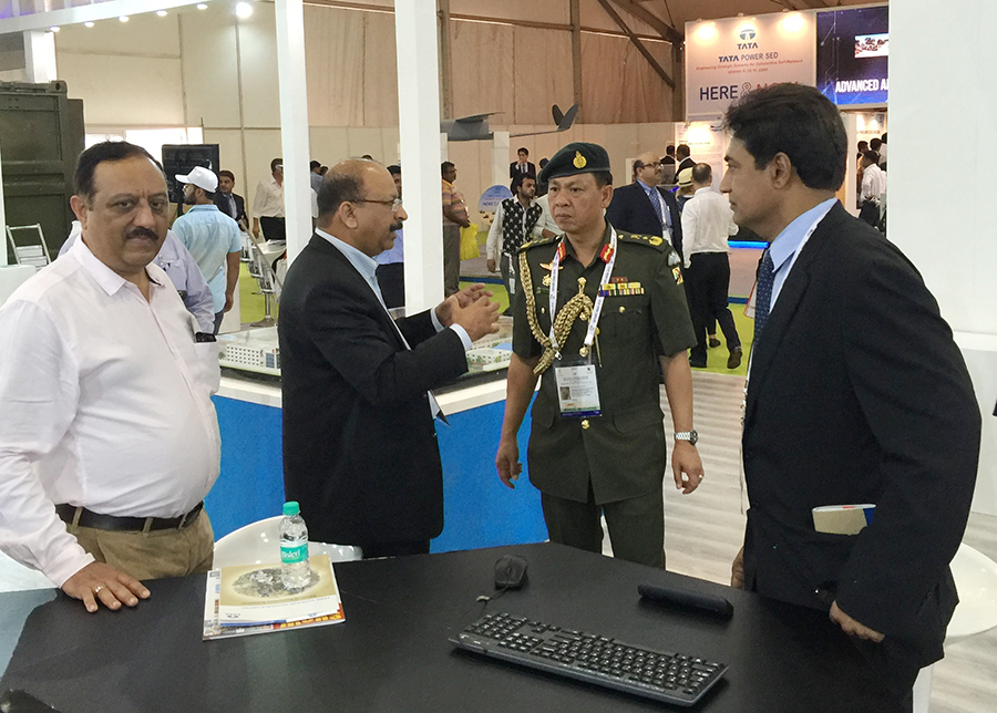 RBLF COMMANDER ATTENDS THE NINTH INDIA DEFEXPO 2016