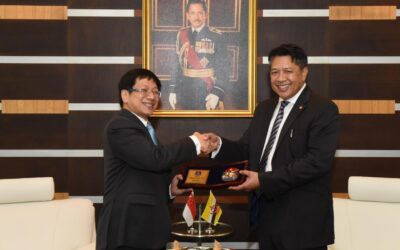 INTRODUCTORY CALL BY HIGH COMMISSIONER OF SINGAPORE