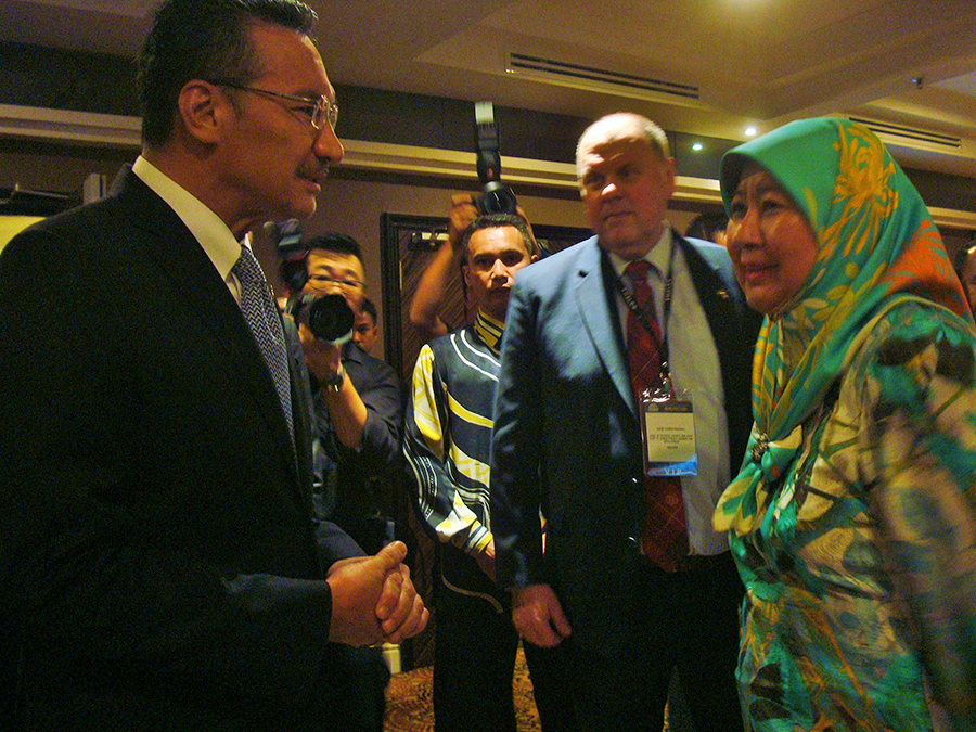 PERMANENT SECRETARY ATTENDS 15TH DEFENCE SERVICES ASIA EXHIBITION AND CONFERENCE 2016