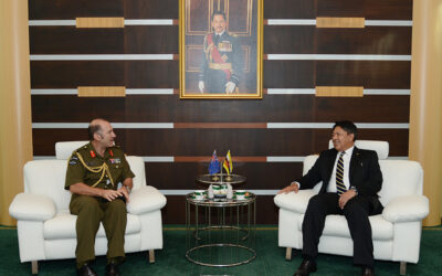COURTESY CALL BY THE CHIEF OF ARMY, NEW ZEALAND DEFENCE FORCE, TO DEPUTY MINISTER OF DEFENCE