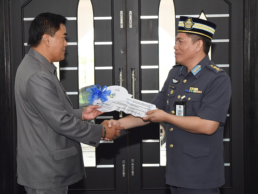 HANDOVER CEREMONY OF NEW SURAU AT RIMBA AIR FORCE BASE
