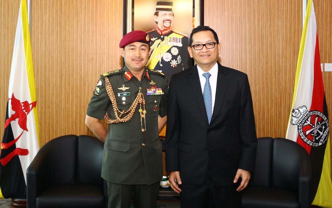 RBAF COMMANDER RECEIVED INTRODUCTORY CALL FROM AMBASSADOR OF THAILAND TO BRUNEI DARUSSALAM