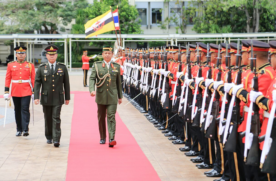 KUNJUNGAN PENGENALAN PEMERINTAH TENTERA DARAT DIRAJA BRUNEI KE THAILAND