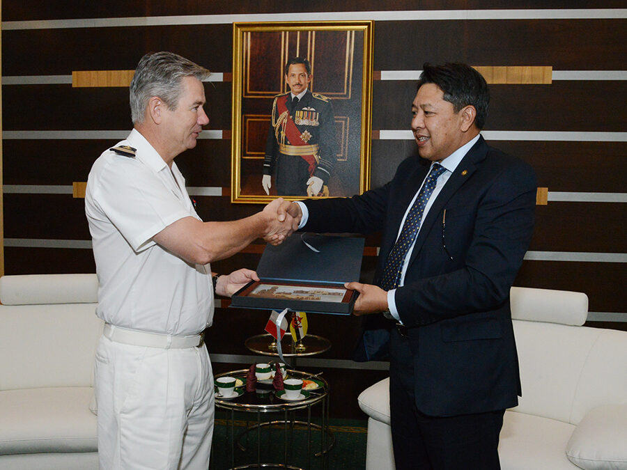 DEPUTY MINISTER OF DEFENCE RECEIVED CALL BY OUTGOING DEFENCE ATTACHÉ