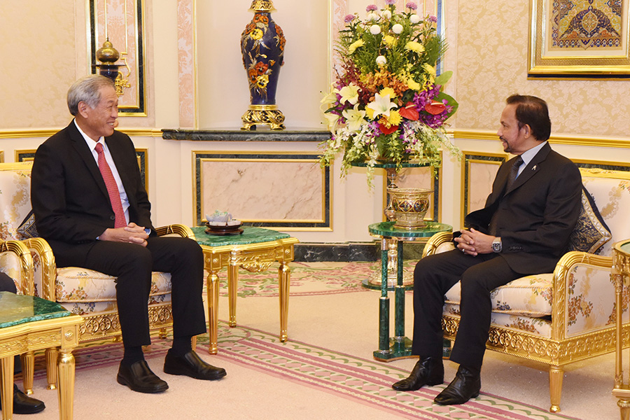 HIS MAJESTY THE SULTAN AND YANG DI-PERTUAN OF BRUNEI DARUSSALAM RECEIVES IN AUDIENCE SINGAPORE’S MINISTER FOR DEFENCE
