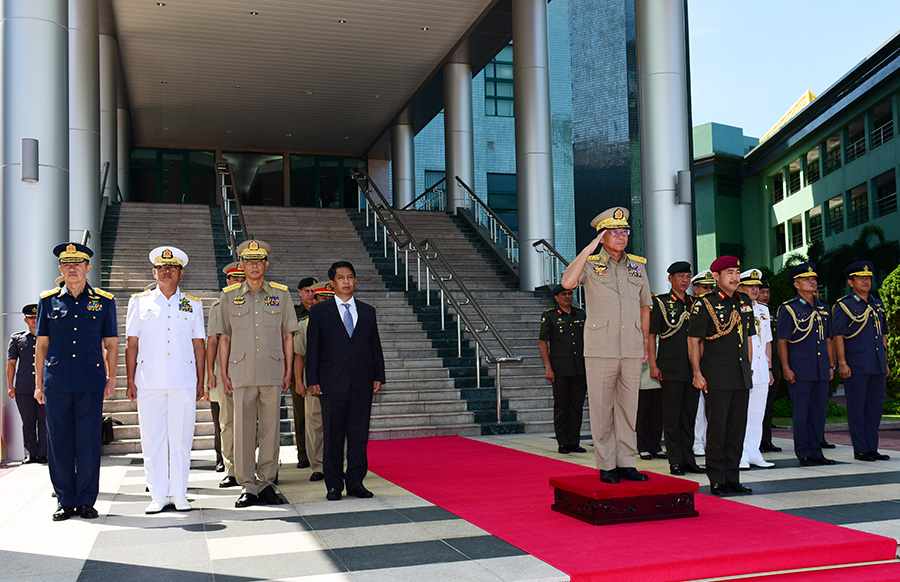 INTRODUCTORY VISIT BY MYANMAR COMMANDER-IN-CHIEF OF DEFENCE SERVICES