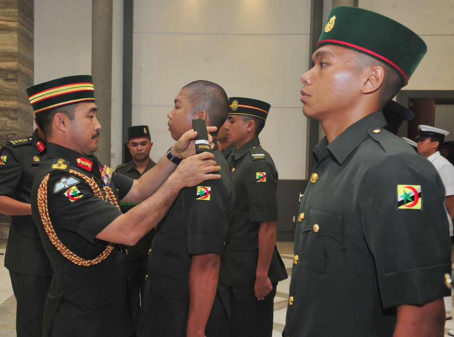 OFFICER CADET SCHOOL HOLDS APPOINTMENT AND OFFICIATING CEREMONIES FOR 16TH INTAKE