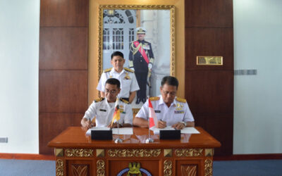 EXERCISE HELANG LAUT 17B/16