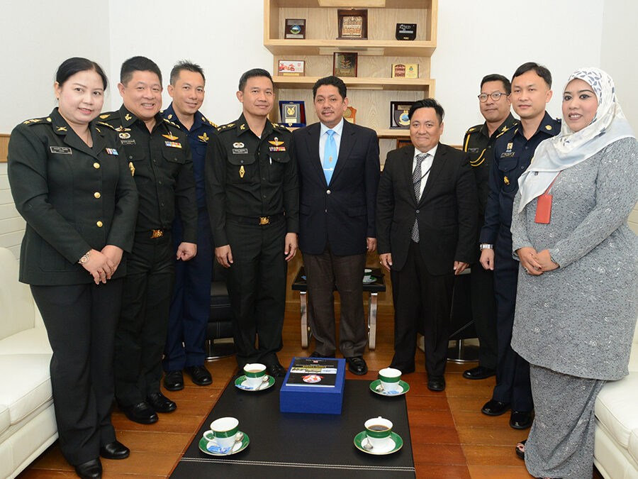 MINDEF RECEIVES VISIT FROM THE DELEGATION OF THE OFFICE OF ASEAN AFFAIRS, OFFICE OF THE POLICY AND PLANNING, MINISTRY OF DEFENCE OF THAILAND
