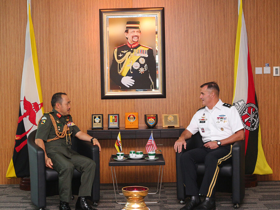 RBAF COMMANDER RECEIVES COURTESY CALL FROM THE DEPUTY COMMANDING GENERAL OF THE UNITED STATES ARMY PACIFIC