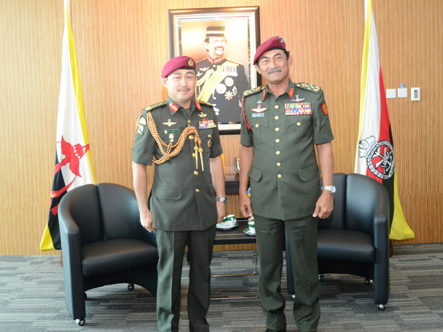 RBAF COMMANDER RECEIVES COURTESY CALL FROM COMMANDER OF THE MALAYSIAN ARMY