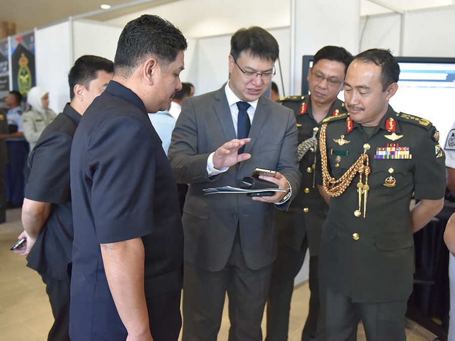 AWARENESS BRIEFING ON INFORMATION TECHNOLOGY SECURITY AND THREATS OF MOBILE PHONES