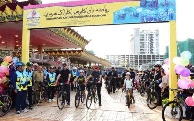 MINDEF & RBAF PARTICIPATE IN HARMONIOUS FAMILY CYCLING 2017