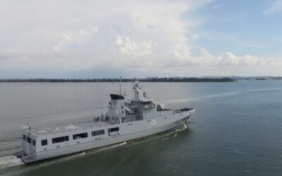 KDB DARUSSALAM RESCUED CAMBODIAN FISHERMAN