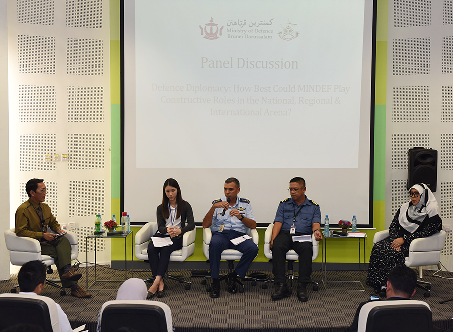 THE MINISTRY OF DEFENCE ORGANISES WEDNESDAY FORUM ON DEFENCE DIPLOMACY