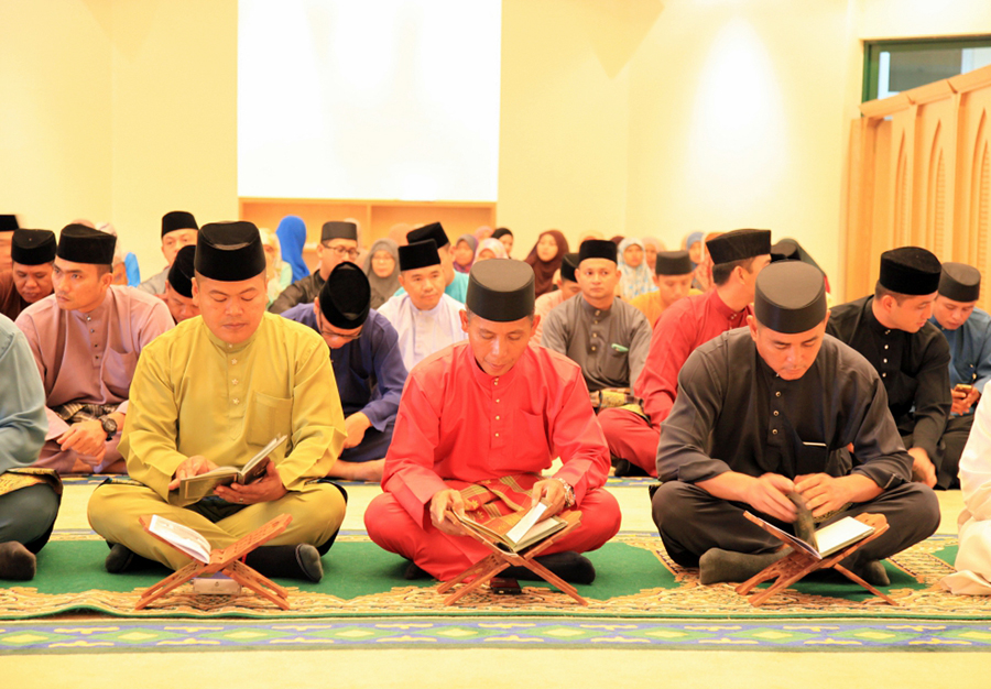 FORMER FSMS/RSMS HONOURED DURING RAMADHAN