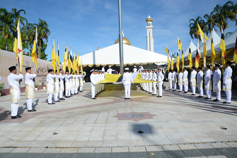 NATIONAL FLAG HOISTING CEREMONY TO MARK HIS MAJESTY THE SULTAN AND YANG DI-PERTUAN OF BRUNEI DARUSSALAM 71st BIRTHDAY CELEBRATION