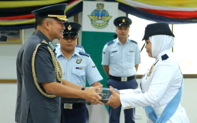 NINE RBAirF HELICOPTER CREWMEN RECEIVE THEIR FLIGHT WINGS