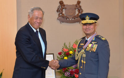 RBAirF COMMANDER CONFERRED SINGAPORE’S MERITORIOUS SERVICE MEDAL (MILITARY)