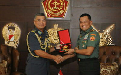 ROYAL BRUNEI AIR FORCE COMMANDER MAKES INTRODUCTORY VISIT TO INDONESIA
