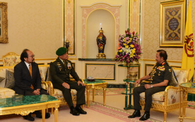 HIS MAJESTY THE SULTAN AND YANG DI-PERTUAN OF BRUNEI DARUSSALAM RECEIVES IN AUDIENCE COMMANDER OF TENTARA NASIONAL INDONESIA