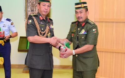 ​RBAF OFFICERS AND PERSONNEL RECEIVE ‘KURMA KURNIA PERIBADI’