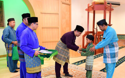 MINISTRY Of DEFENCE PRESENTS DONATIONS TO 56 ORPHANS