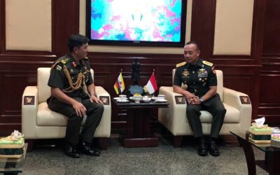 COMMANDER OF THE ROYAL BRUNEI LAND FORCE MAKES INTRODUCTORY VISIT TO REPUBLIC OF INDONESIA