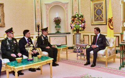 HIS MAJESTY THE SULTAN AND YANG DI-PERTUAN OF BRUNEI DARUSSALAM RECEIVES AUDIENCE FROM THE CHIEF OF DEFENCE FORCE, ROYAL THAI ARMED FORCES