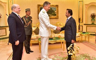 HIS MAJESTY THE SULTAN AND YANG DI-PERTUAN OF  BRUNEI DARUSSALAM RECEIVES IN AUDIENCE  COMMANDER, UNITED STATES INDO-PACIFIC COMMAND