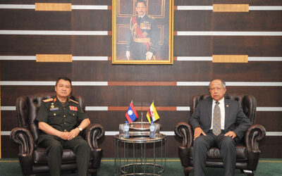 SECOND MINISTER OF DEFENCE RECEIVES CALLS BY LAO PDR AND FRANCE DEFENCE ATTACHÉS ACCREDITED TO BRUNEI DARUSSALAM