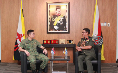 RBAF COMMANDER RECEIVES COURTESY CALL FROM THE CHIEF OF ARMY, SINGAPORE ARMED FORCES