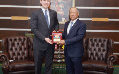 COURTESY CALL TO SECOND MINISTER OF DEFENCE BY DEPUTY ASSISTANT SECRETARY OF DEFENSE FOR SOUTH AND SOUTHEAST ASIA, UNITED STATES OF AMERICA