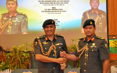 HANDOVER CEREMONY FOR COMMANDER OF ROYAL BRUNEI LAND FORCE