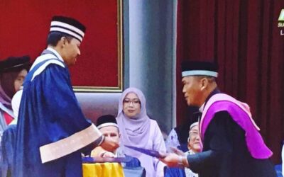 GRADUATION CERTIFICATES PRESENTED TO RBAF OFFICERS AT THE 32nd UBD CONVOCATION