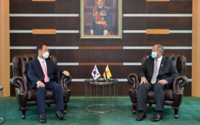 MINISTER OF DEFENCE II RECEIVES INTRODUCTORY CALL FROM THE NEW AMBASSADOR EXTRAORDINARY AND PLENIPOTENTIARY OF THE REPUBLIC OF KOREA TO BRUNEI DARUSSALAM