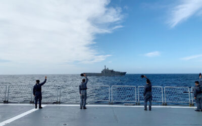 RSS ENDEAVOUR OF THE REPUBLIC SINGAPORE NAVY CONDUCTS PASSAGE EXERCISE WITH KDB DARUTTAQWA