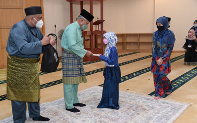 HANDING OVER OF DONATIONS TO ORPHANS AND RECIPIENTS OF CHARITABLE AID FOR OFFICERS AND STAFFS OF MINISTRY OF DEFENCE