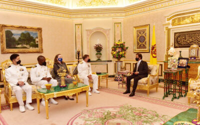 HIS MAJESTY THE SULTAN AND YANG DI-PERTUAN OF BRUNEI DARUSSALAM RECEIVES IN AUDIENCE COMMANDER U.S INDO-PACIFIC