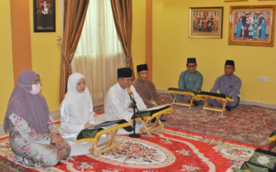SUPPORT BATTALION ROYAL BRUNEI LAND FORCE PERSONNEL EMBRACES ISLAM